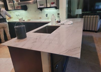 Quartz countertops fabrication and installation