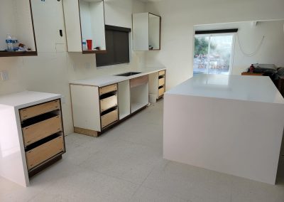 White solid Quartz fabrication and installed